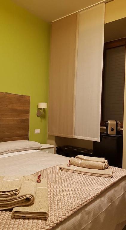 B&B Via Veneto Crotone Kültér fotó